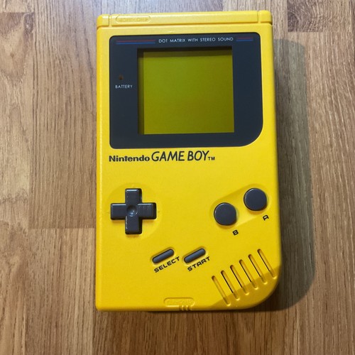 Nintendo gameboy console - nintendo,